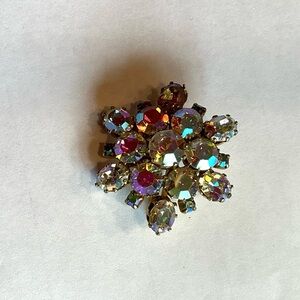 Vintage bright Aurora Borealis  Rhinestone Brooch